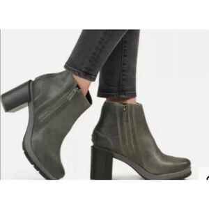 SOREL Blake Duel Zippers Waterproof Leather Platform Boot